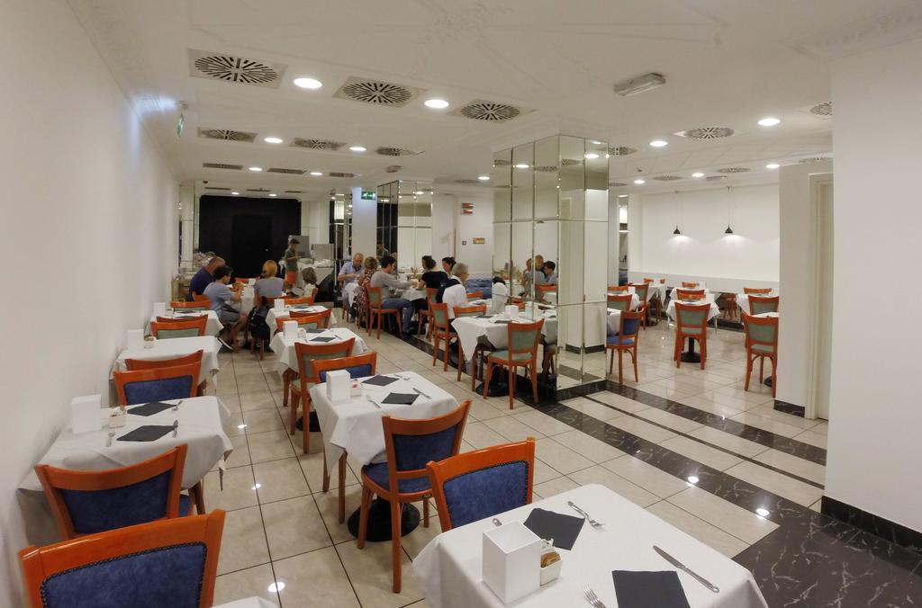 Ih Hotels Milano Puccini Eksteriør bilde